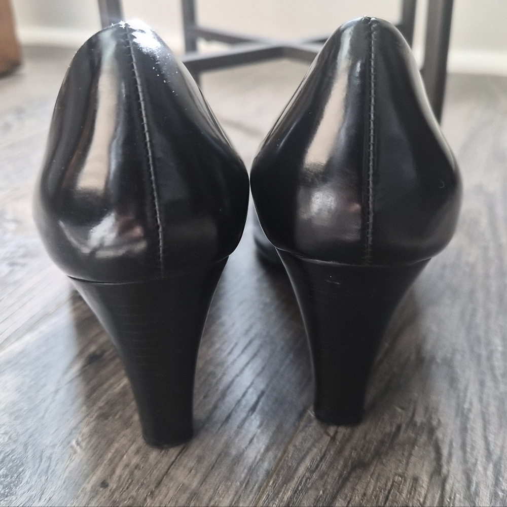 ​Talbots Black Pointed Toe Leather Pumps - Classic Sophisticated Heels 7.5 - Picture 7 of 9